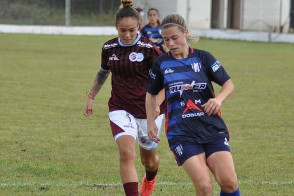Pamela Tortul apuesta al crecimiento del fútbol femenino y la aspiración al profesionalismo