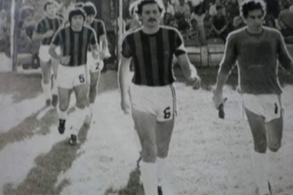 La Mona Ibarra, el dueño de los tres palos del fútbol paranaense en los 70